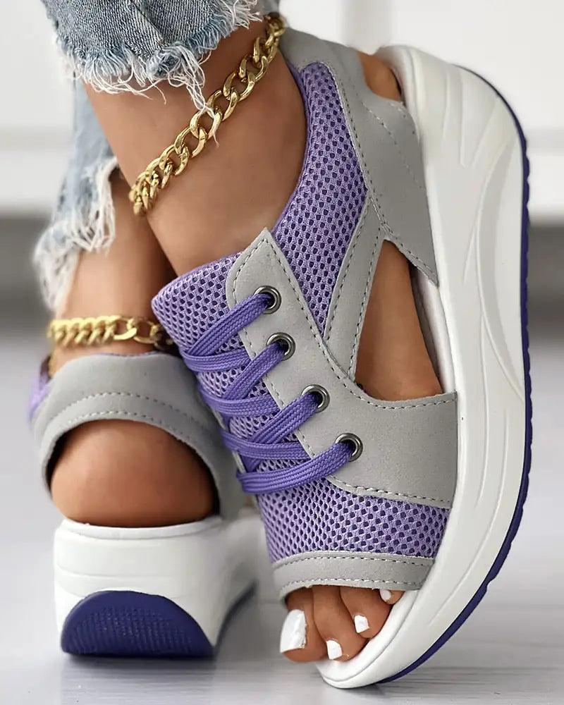 Sandalias Muffin con cordones y abertura