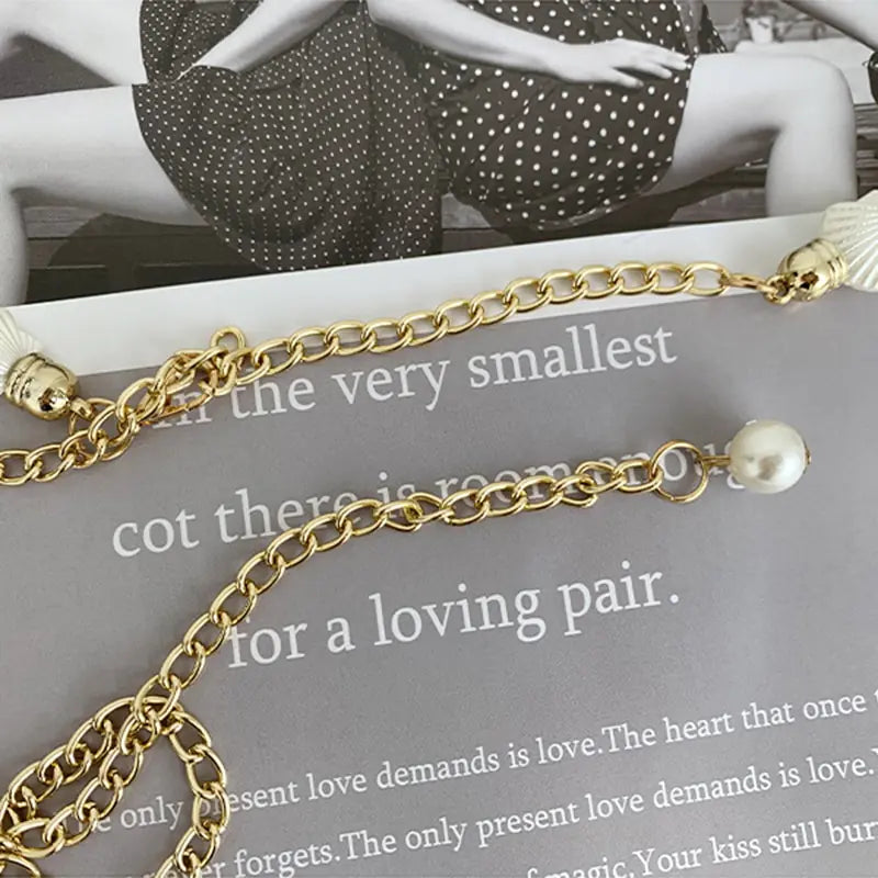 Elegant Pearl Chain Belt