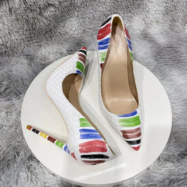 Stiletto con punta puntiaguda
