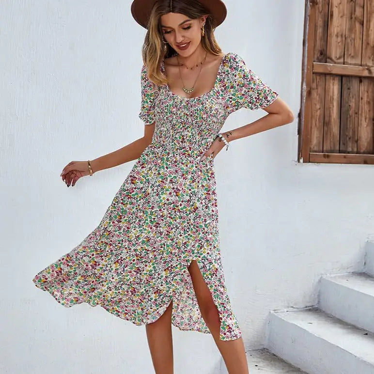 Vestido de playa con patchwork floral Manga ahumada Cuello en V Mini vestidos de manga larga