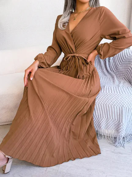Elegant Pleated Maxi Dress