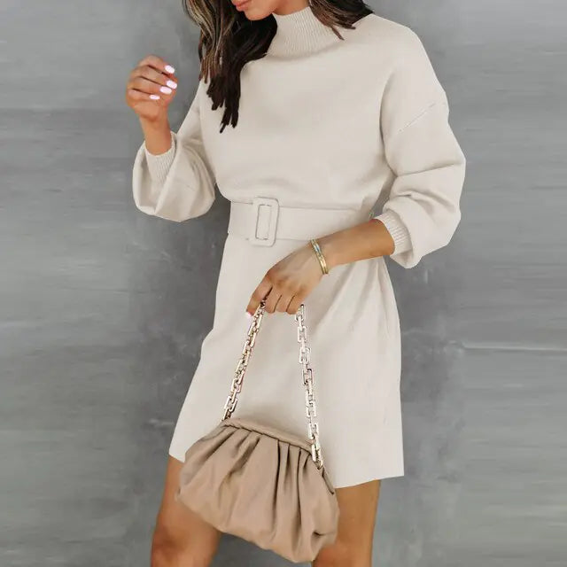 Elegante vestido suéter de cuello alto con cinturón