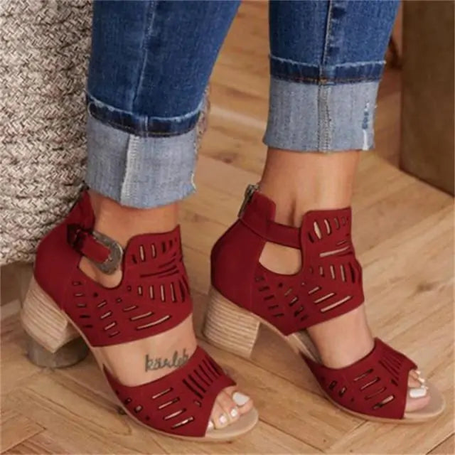 Sandalias huecas vintage