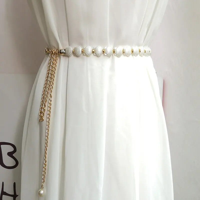 Elegant Pearl Chain Belt